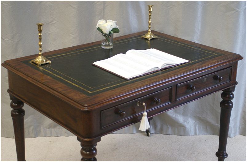 3037 Small Antique Georgian Writing Table (1)